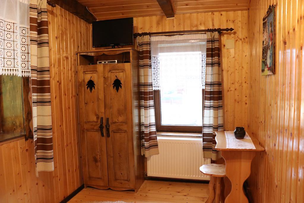 Casa Bunicii Hotel Costeşti Eksteriør billede